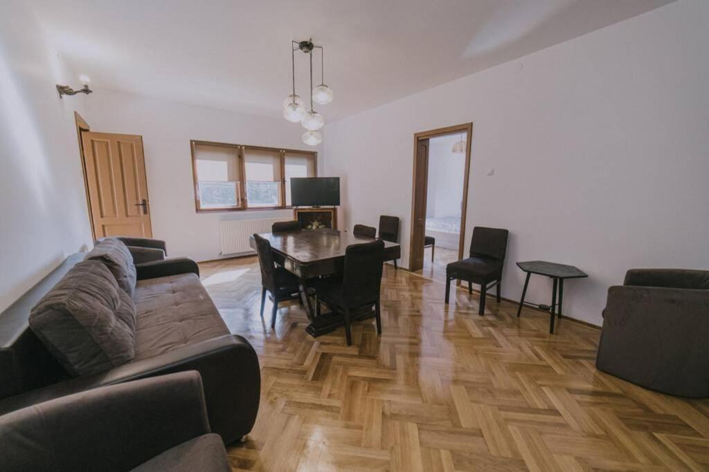 Predoi'S Place Apartment Sinaia Luaran gambar